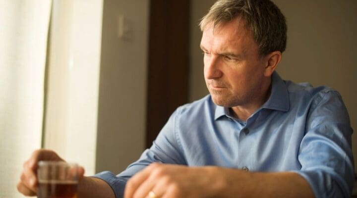 Twin Lakes - 7 Risk Factors for Alcohol Addiction